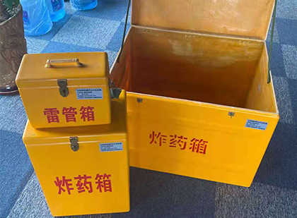 高阳玻璃雷管箱生产标准全解析：安全、性能与合规的基石